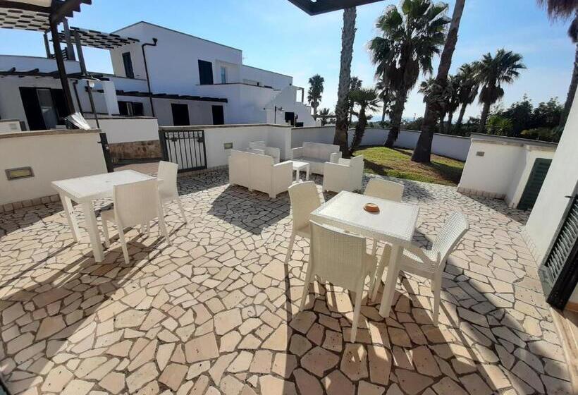 דירת 2 חדרים פנימית, Messapia Hotel & Resort