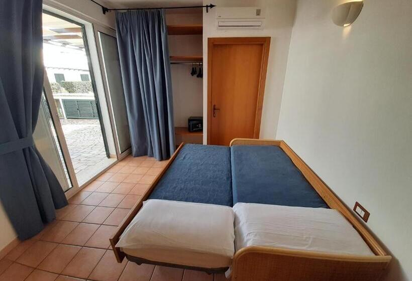 شقة غرفة واحدة, Messapia Hotel & Resort