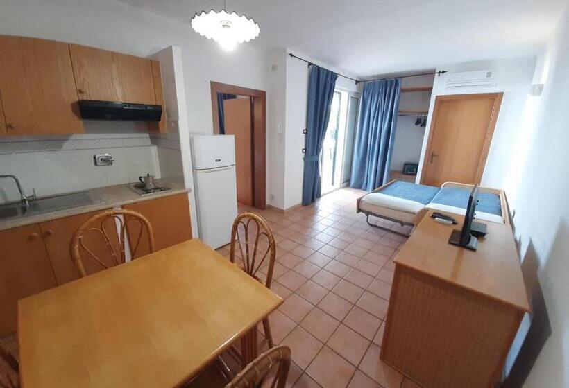 דירת חדר, Messapia Hotel & Resort