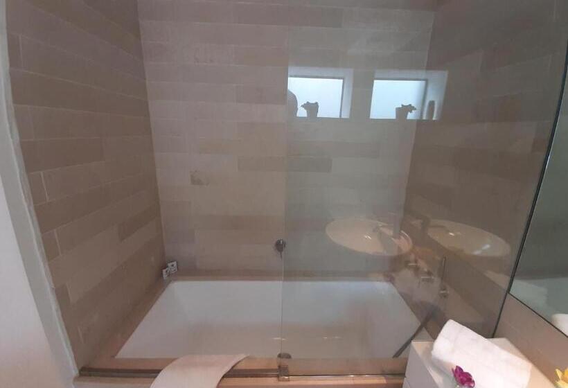 Номер Superior Кровать Кинг, Messapia Hotel & Resort