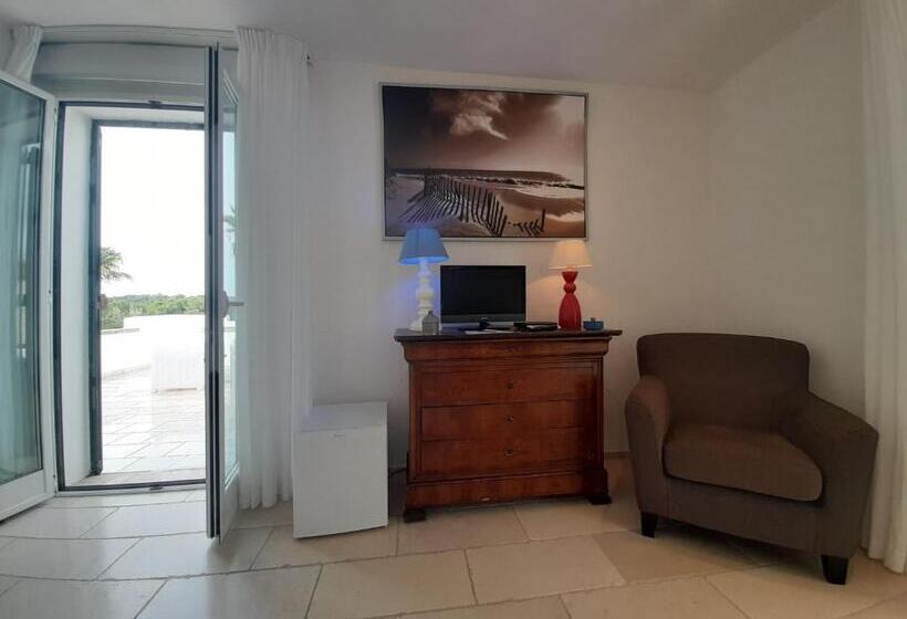 חדר סופריור עם מיטת קינג, Messapia Hotel & Resort