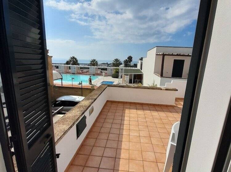 شقة غرفة واحدة, Messapia Hotel & Resort