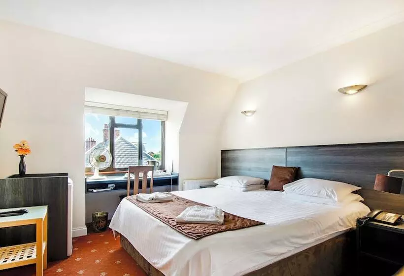 اتاق لوکس, The Brent Hotel   London   Wembley