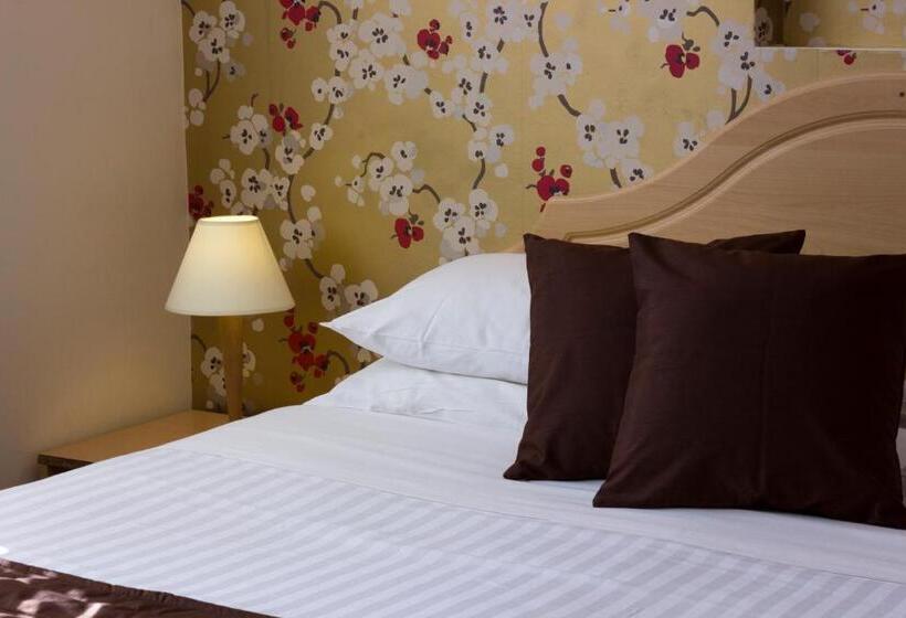 Номер Стандарт, The Brent Hotel   London   Wembley