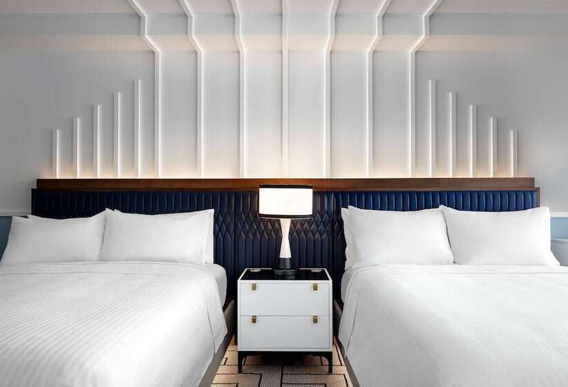 스탠다드 룸 더블 침대 2개, Cadillac Hotel & Beach Club, Autograph Collection