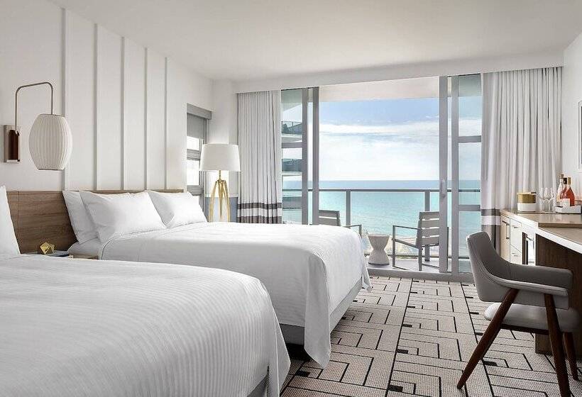 ２ダブルベッドのスタンダードルーム, Cadillac Hotel & Beach Club, Autograph Collection