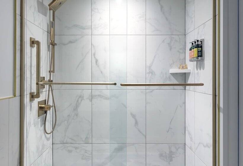 ２ダブルベッドのスタンダードルーム, Cadillac Hotel & Beach Club, Autograph Collection