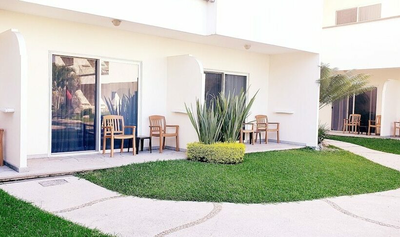 行政房间, Casa Francisco