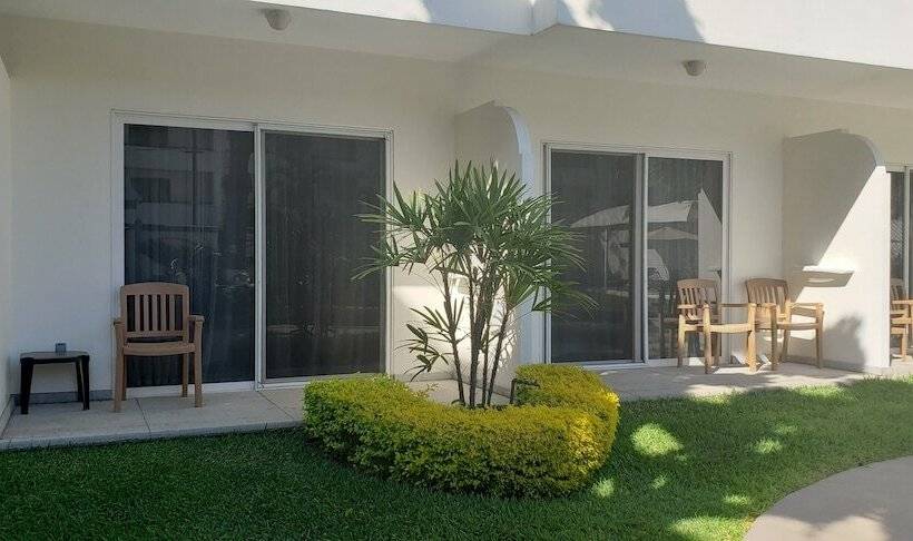 行政房间, Casa Francisco