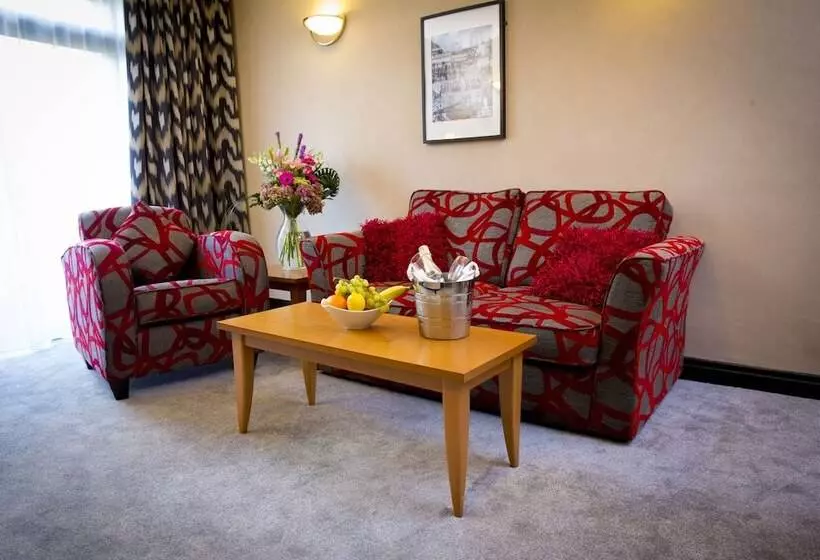 Sviitti, Cedar Court Bradford