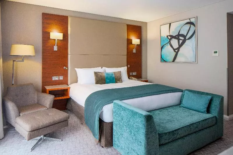 キングサイズベッドのジュニアスイート, Crowne Plaza London   Docklands, An Ihg
