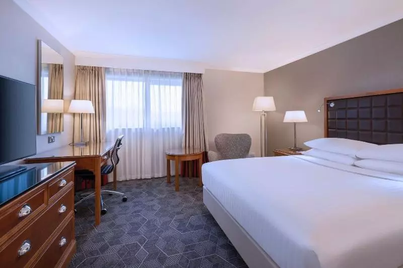 キングサイズベッドのデラックスルーム, Delta Hotels By Marriott Waltham Abbey