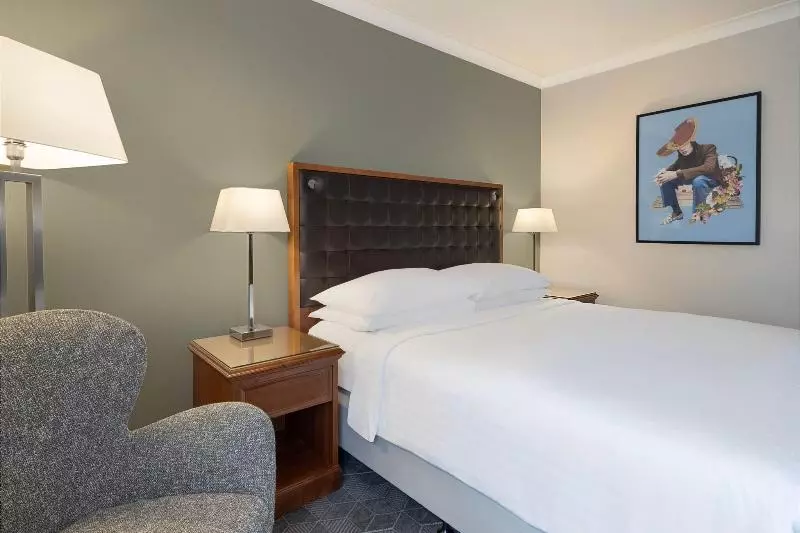 キングサイズベッドのスーペリアルーム, Delta Hotels By Marriott Waltham Abbey