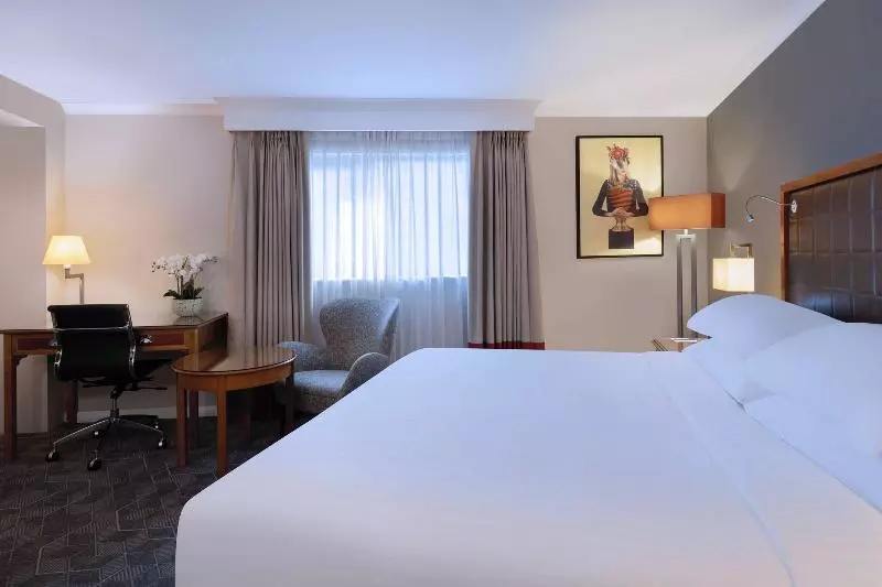 キングサイズベッドのスーペリアルーム, Delta Hotels By Marriott Waltham Abbey