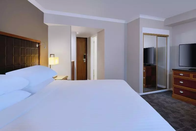 キングサイズベッドのスーペリアルーム, Delta Hotels By Marriott Waltham Abbey