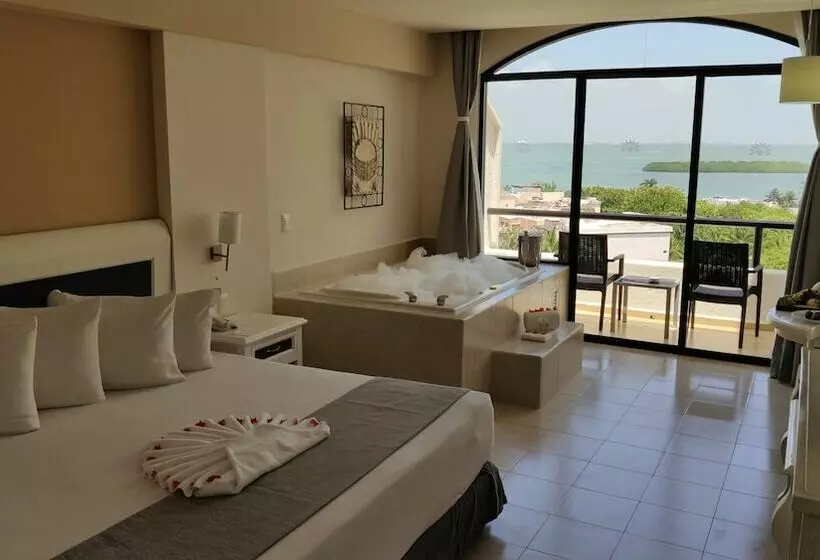 クラブルーム, Golden Parnassus All Inclusive Resort & Spa   Adults Only
