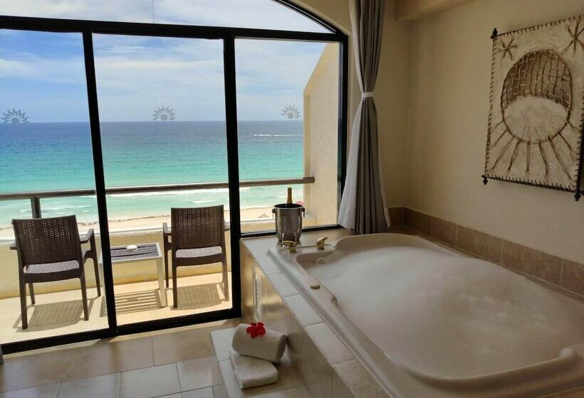 Club Zimmer Kingsize Bett, Golden Parnassus All Inclusive Resort & Spa   Adults Only
