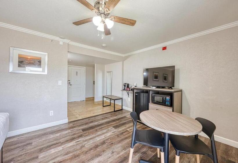 غرفة قياسية سرير كينج, Harbor House Inn