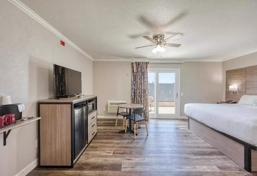 اتاق استاندارد با تخت بزرگ, Harbor House Inn