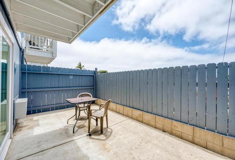 غرفة قياسية سرير كينج, Harbor House Inn