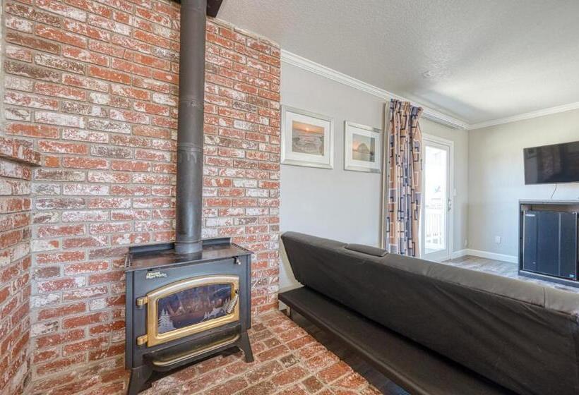 جناح ديلوكس سرير كينج, Harbor House Inn