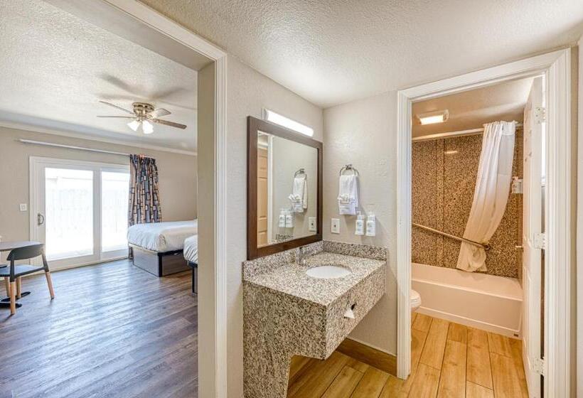 غرفة قياسية, Harbor House Inn