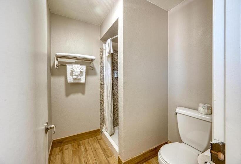 غرفة ديلوكس سرير كينج, Harbor House Inn