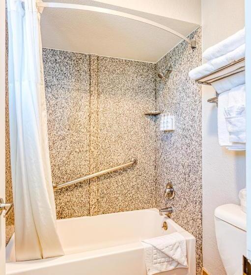 غرفة ديلوكس مطلة على المدينة, Harbor House Inn