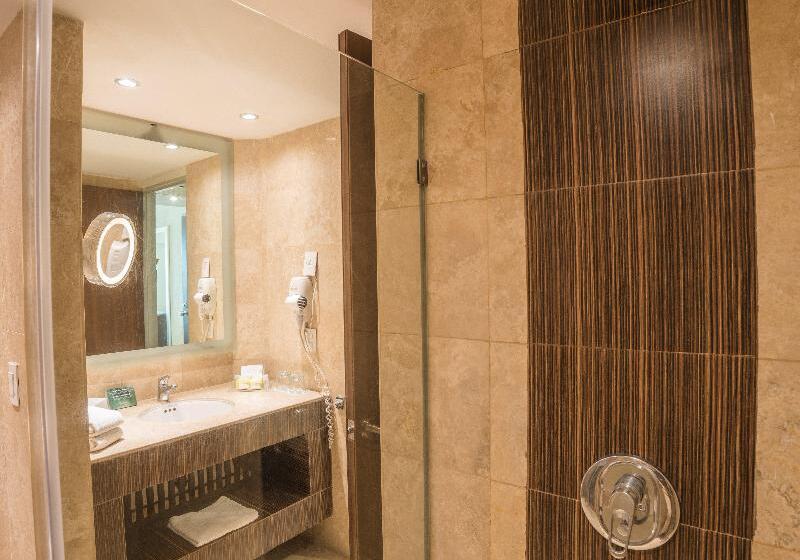 Chambre Executive Lit King Size, Holiday Inn Guadalajara Select, An Ihg