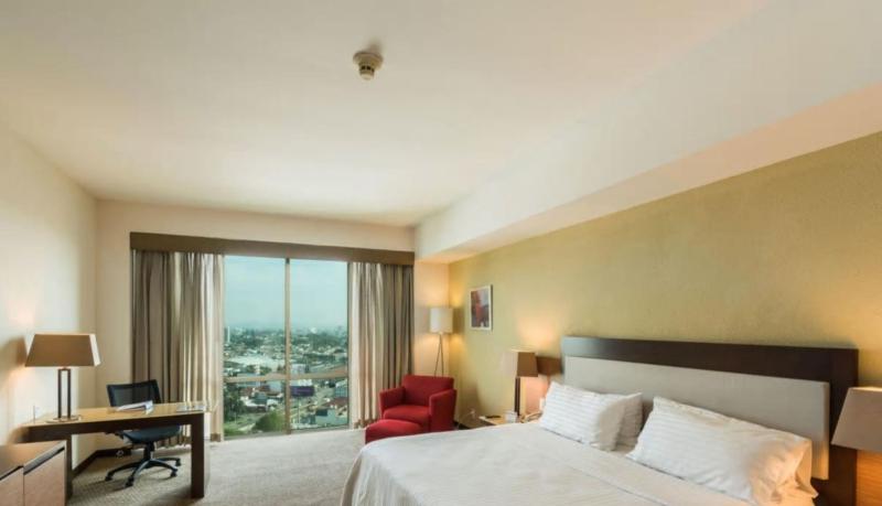 חדר סופריור עם מיטת קינג, Holiday Inn Guadalajara Select, An Ihg