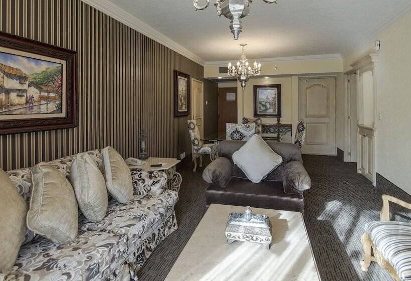 سوییت, Holiday Inn Queretaro Centro Historico, An Ihg