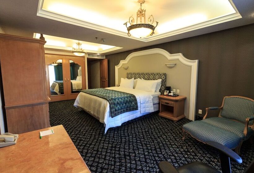 سوییت, Holiday Inn Queretaro Centro Historico, An Ihg