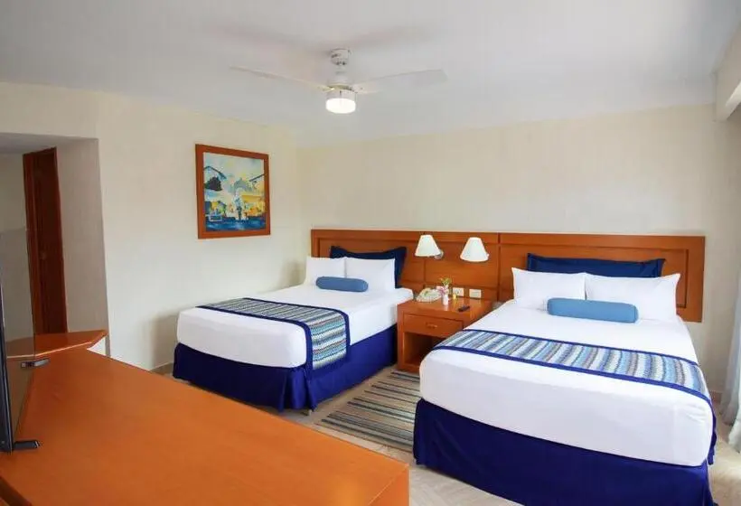スタンダードスタジオ, Plaza Pelicanos Grand Beach Resort All Inclusive