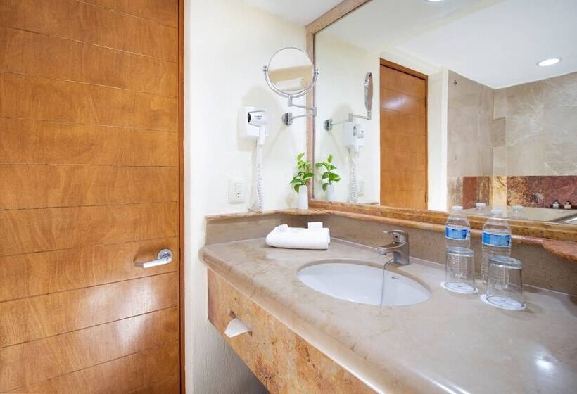 Standardrum King Size Säng, Plaza Pelicanos Grand Beach Resort All Inclusive