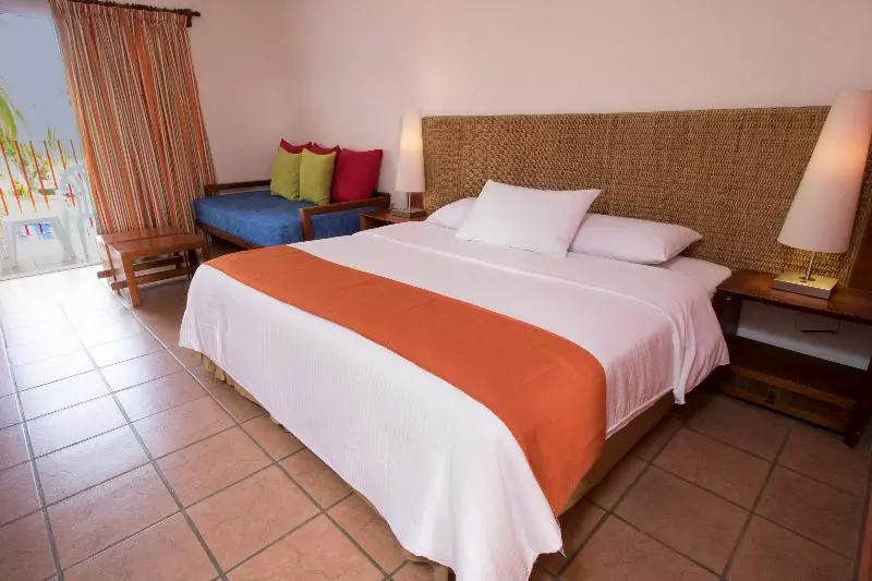 اتاق استاندارد, Grand Decameron Complex Bucerias, A Trademark All Inclusive Resort