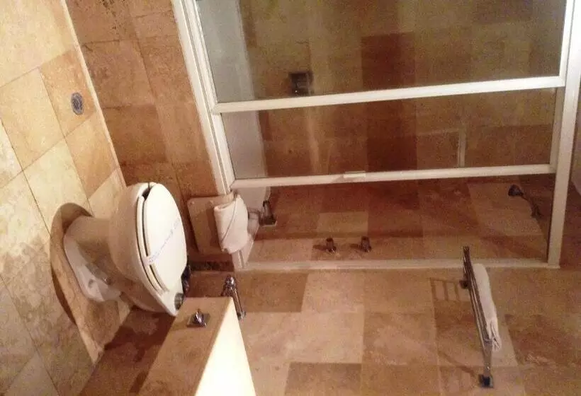 اتاق سوپریور, Sevilla