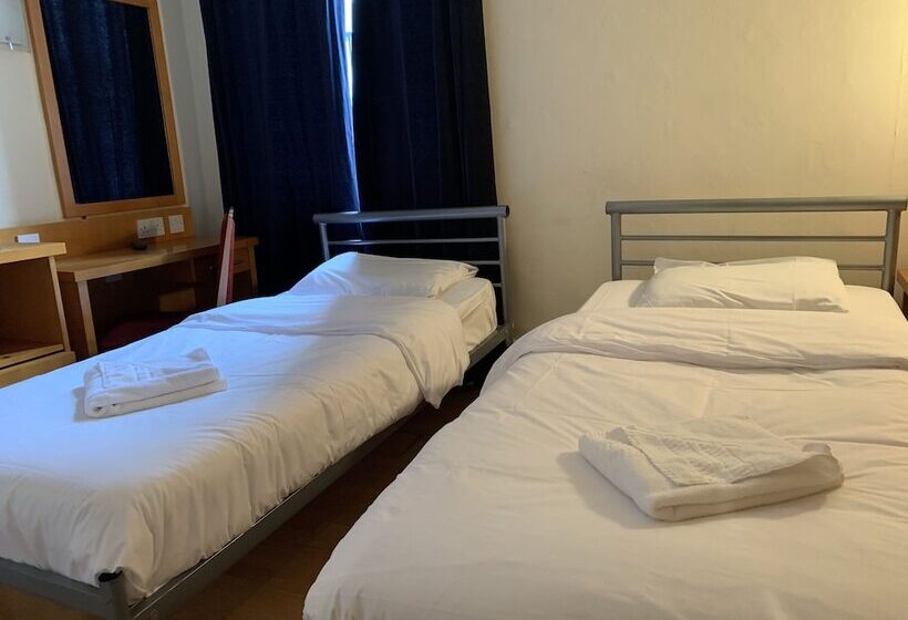 带共用浴室的标准房间, Berkeley Court