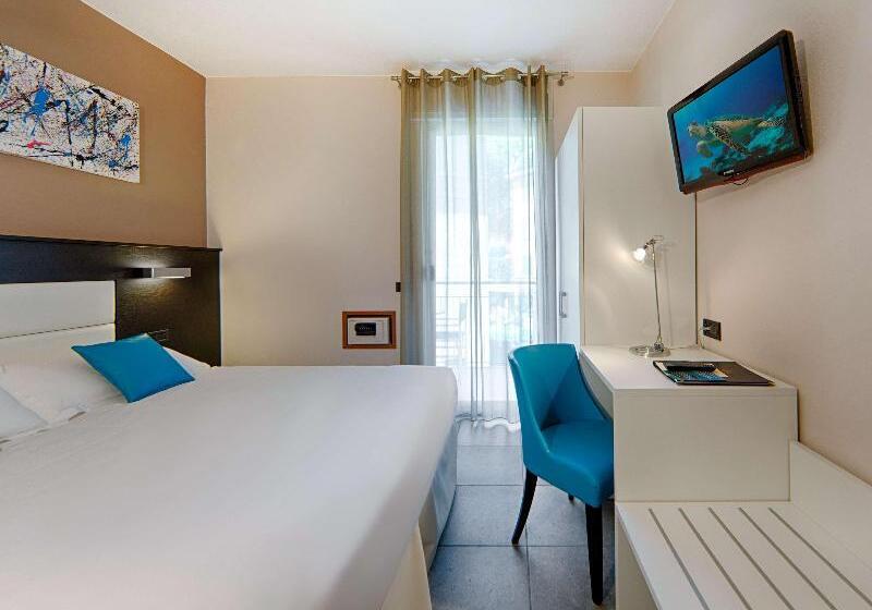 غرفة قياسية سرير كينج, Wingate By Wyndham Gillette Near Camplex