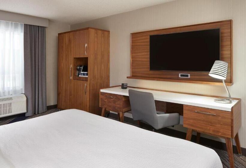キングサイズベッドのスタンダードルーム, Four Points By Sheraton Vaughan