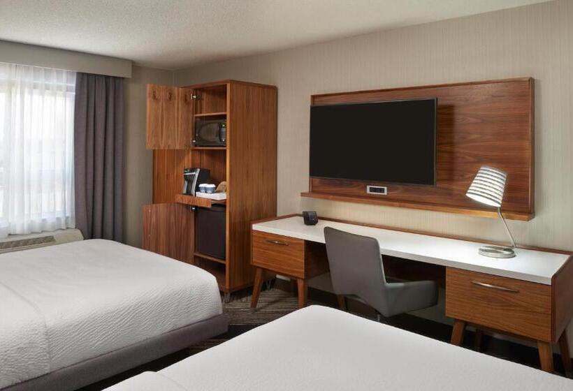 スタンダードルーム, Four Points By Sheraton Vaughan