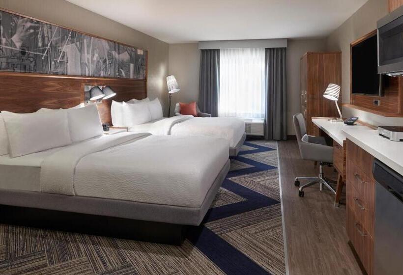 استودیوی استاندارد, Four Points By Sheraton Vaughan