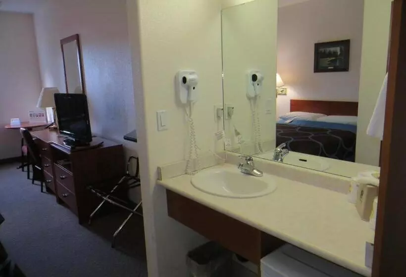 اتاق استاندارد با تخت بزرگ, Super 8 By Wyndham Edmonton/west