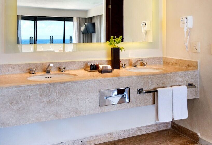 家庭套房, Park Royal Beach Cancun  All Inclusive