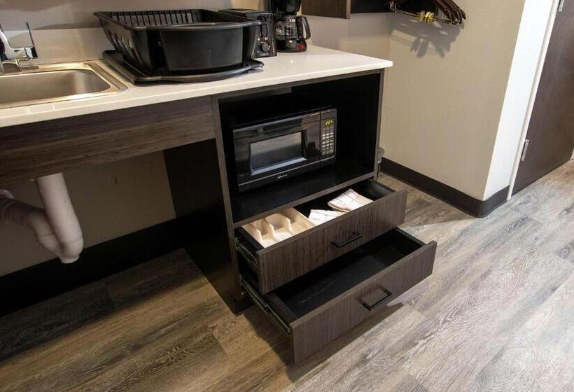 带大床的豪华间, Studio 6 North Platte East