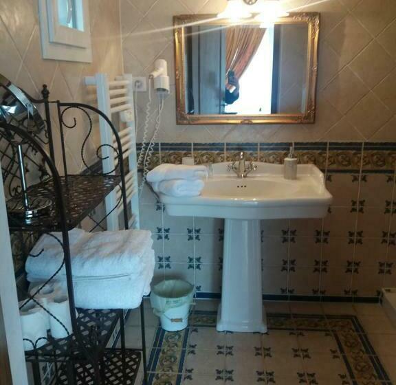 غرفة ديلوكس مطلة على الجبل, Chambres D Hôtes Les Iris