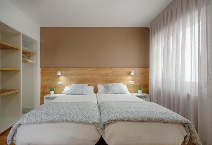 스탠다드 룸, Hostal Restaurante Lugano