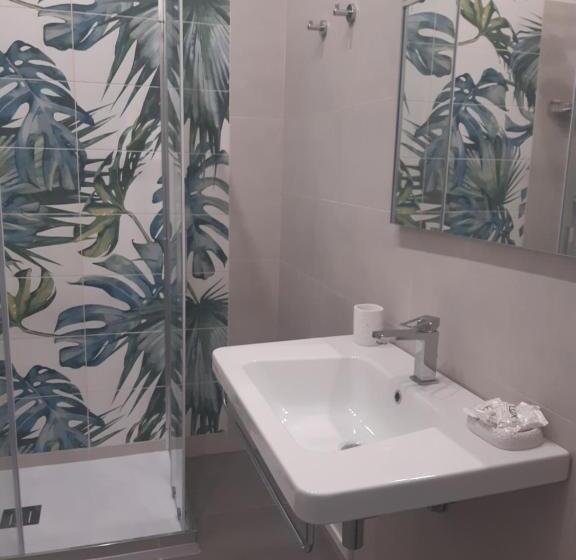 Стандартный Номер Кровать Кинг, Saraceno