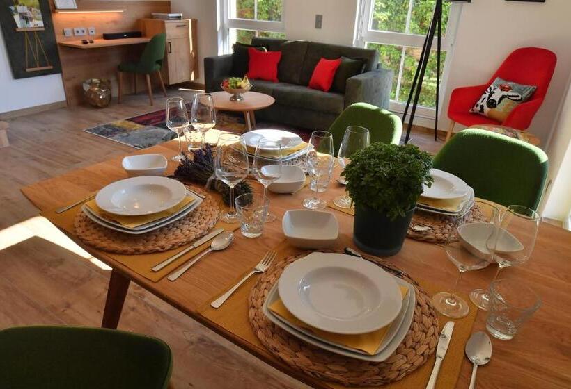 דירת חדר, Der Ochsen