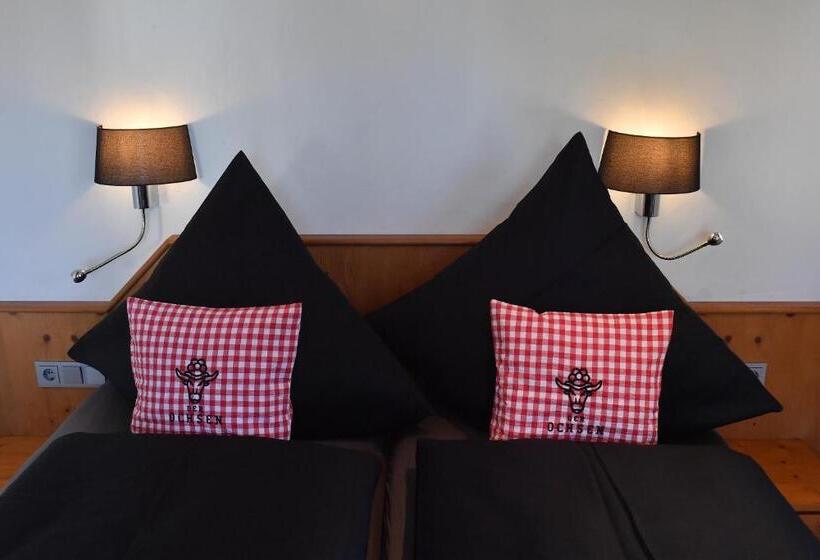 סוויטה דלוקס, Der Ochsen