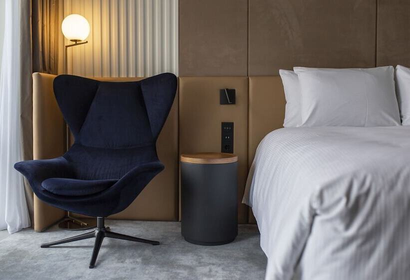 Номер Executive, Mövenpick Moscow Taganskaya